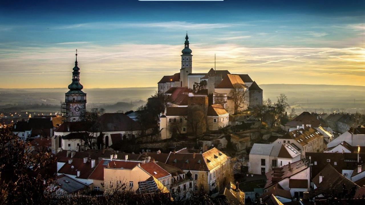 Guesthouse Mikuláš Mikulov Exterior foto